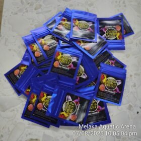 Betta4U Black Dust BBD powdered blackwater extract Betta fish in blackwater treated with Betta4U Black Dust Aquarium tinted natural blackwater from Betta4U BBD. Betta4U top betta fish products for healthy fish care